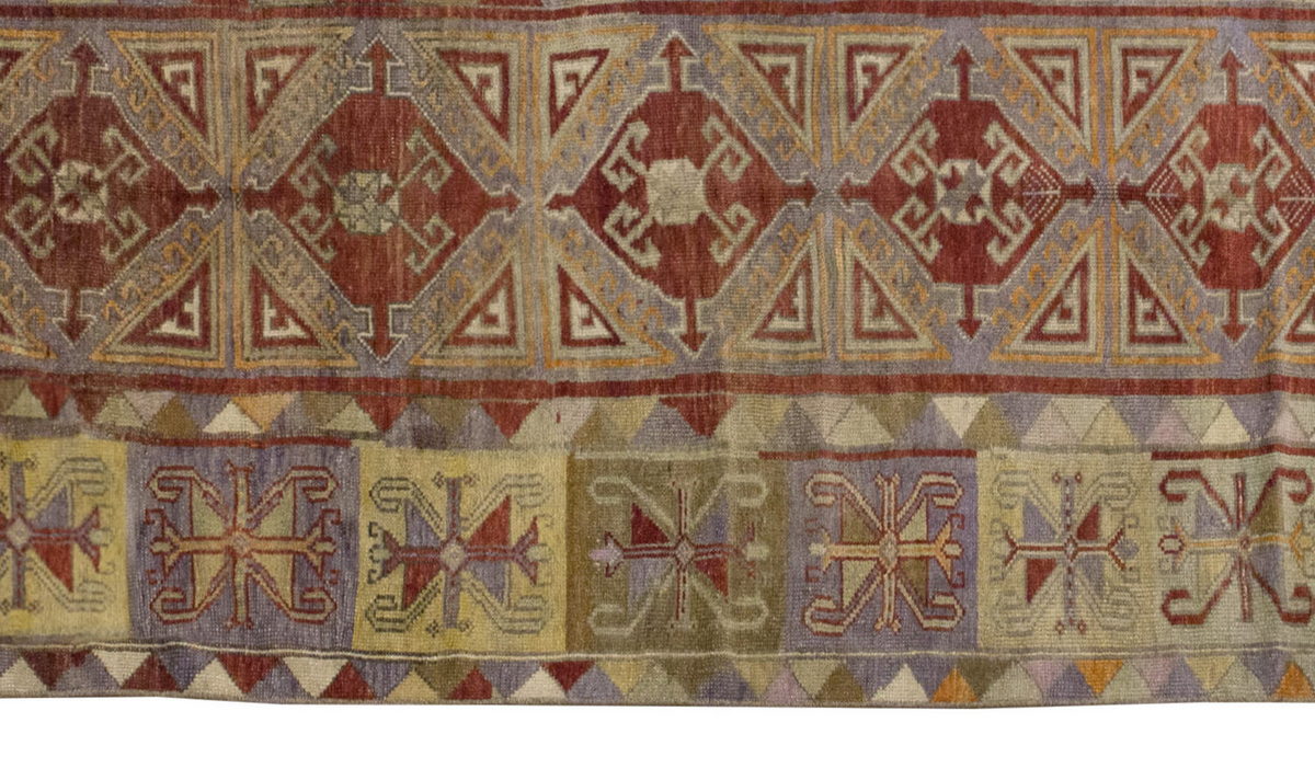 Runner Rug 4'1" x 10'8" feet 125 x 325 cm