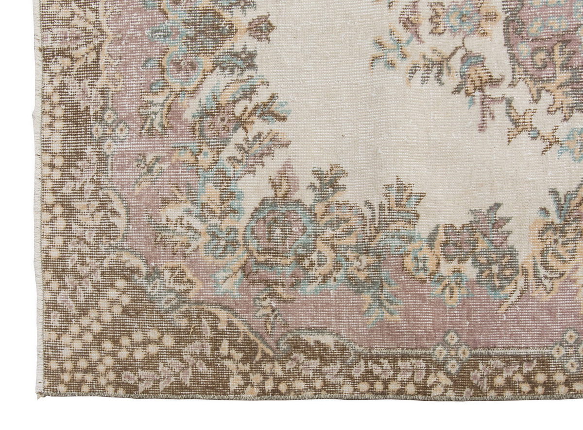 Turkish Rug 3'9" x 7" feet  115 x 213 cm