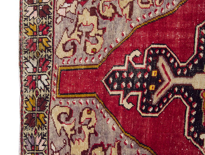 Turkish Rug 4'8" x 7'3" feet  142 x 222 cm