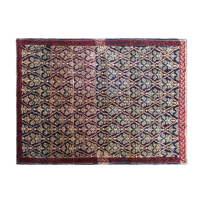 Vintage Konya Karapinar Rug, 114 × 147 cm / 3.7 x 4.8 ft Handmade Wool Rug