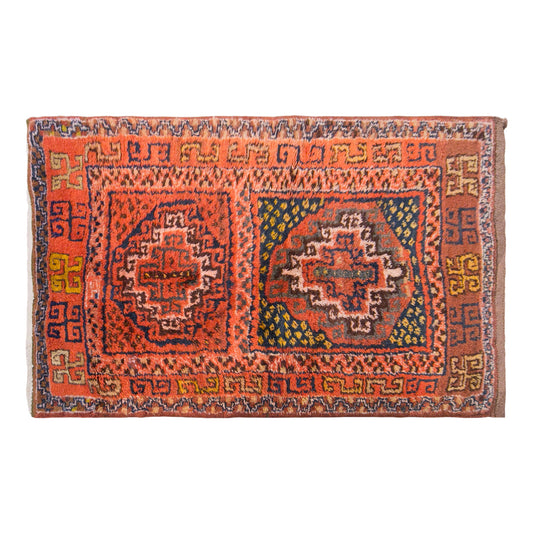 Vintage Kurdish Rug, 106 × 148 cm / 3.5 x 4.9 ft Handmade Wool Rug