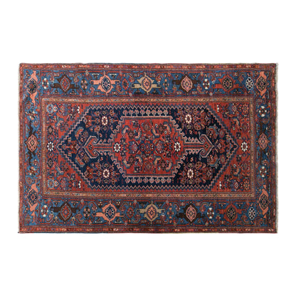 Vintage Turkish Rug, 134 × 192 cm / 4.4 x 6.3 ft Handmade Wool Rug