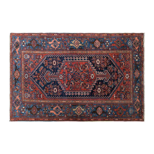 Vintage Turkish Rug, 134 × 192 cm / 4.4 x 6.3 ft Handmade Wool Rug