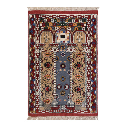 Prayer Rug 2.8 x 4.3 feet 85 x 130 cm
