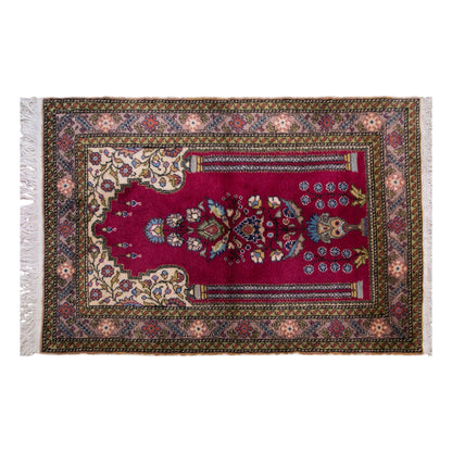 Prayer Rug 3 x 4.3 feet 91 x 132 cm