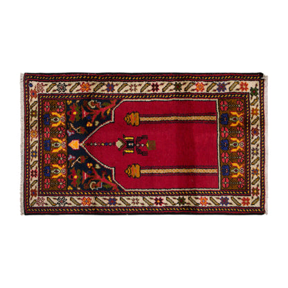 Prayer Rug 2.7 x 4.4 feet 81 x 135 cm