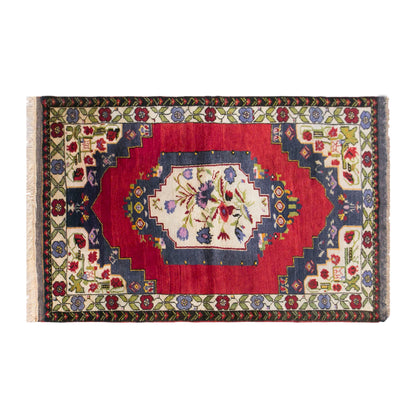 Vintage Konya Karapinar Rug, 130 × 181 cm / 4.3 x 5.9 ft Handmade Wool Rug