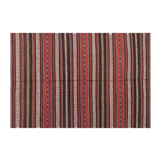 Vintage Caucasian Kilim, 172 x 245 cm / 5.6 x 8 feet
