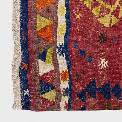 Vintage Kilim Rug, Nomadic Kilim 3'5" x 4'2" feet 105 x 127 cm