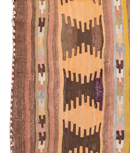 Vintage Kilim Rug, Konya Kilim 4" x 5'8" feet 119 x 173 cm