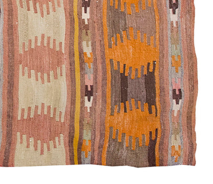 Vintage Kilim Rug, Konya Kilim 4" x 5'8" feet 119 x 173 cm