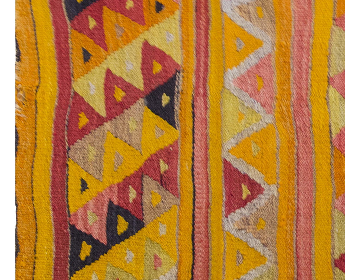 Vintage Kilim Rug,West Part of Turkey Kilim 3'4" x 4" feet 102 x 123 cm