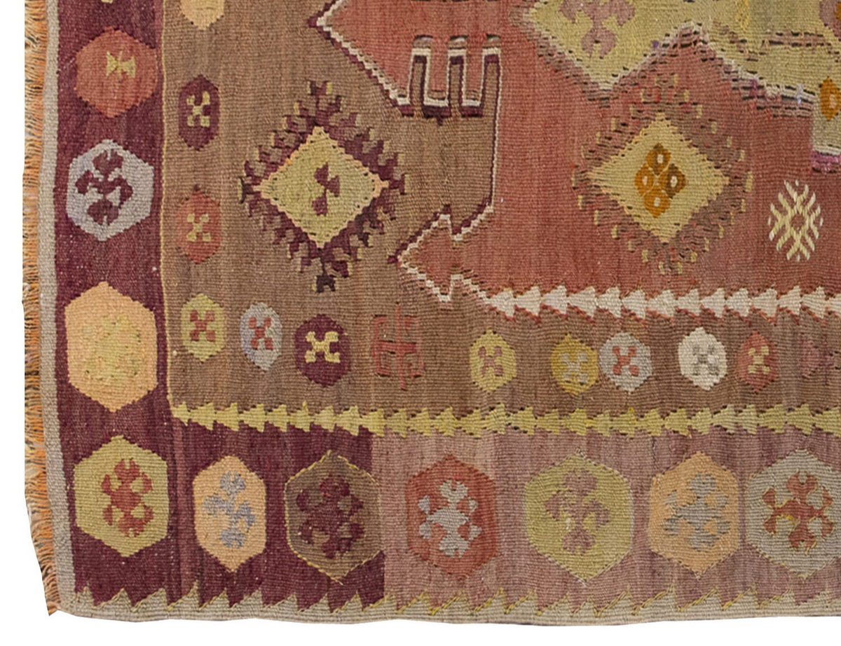 Vintage Kilim Rug,Central Turkey Kilim 3'5" x 5'3" feet 105 x 160 cm