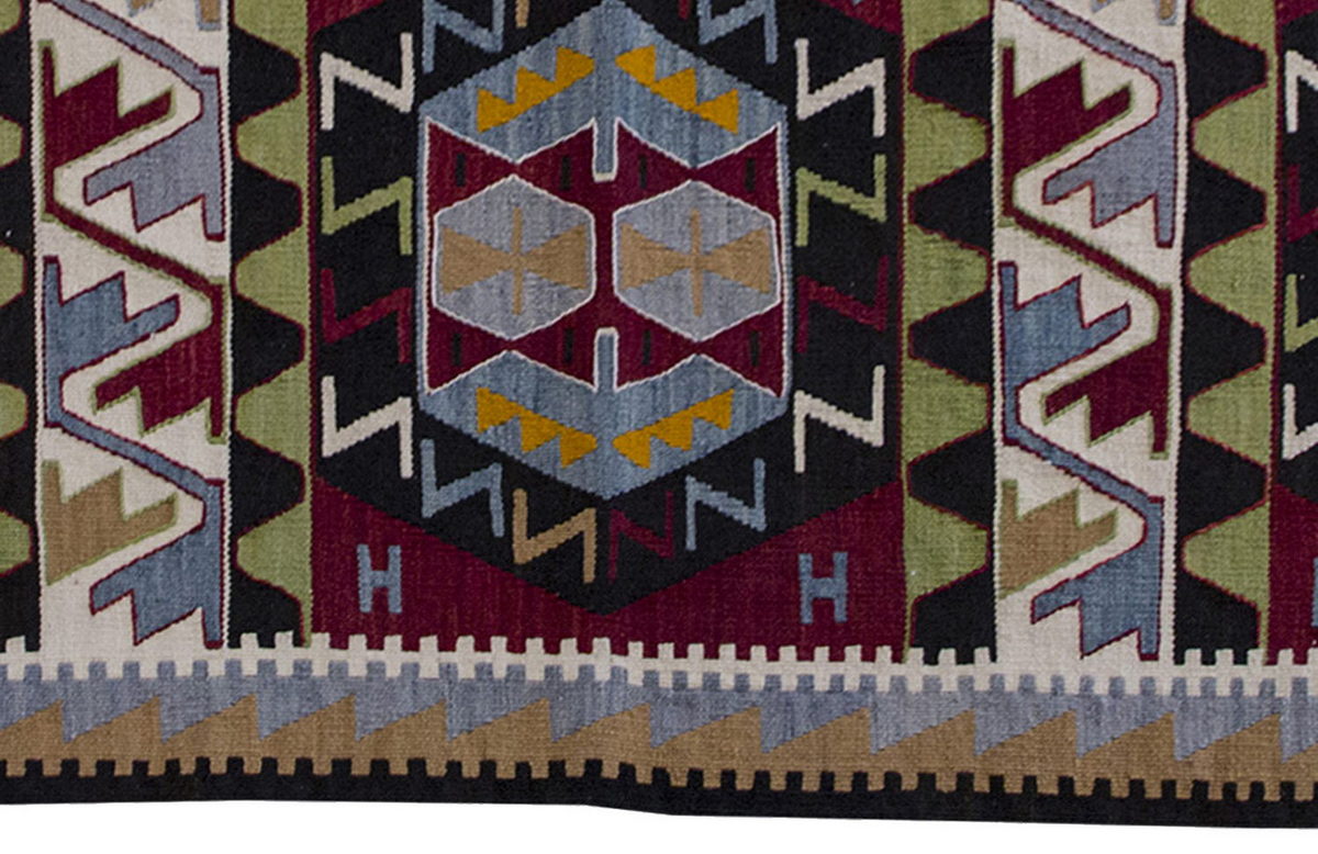 Vintage Kilim Rug,Kırşehir Kilim 3'9" x 5'5" feet 114 x 164 cm