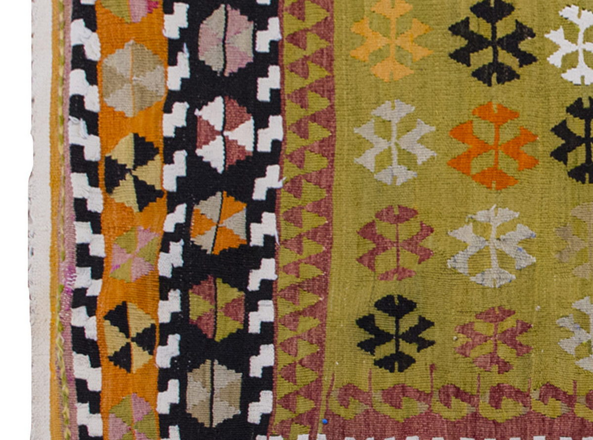 Vintage Kilim Rug,Çorum Kilim 4" x 5'7" feet 120 x 170 cm