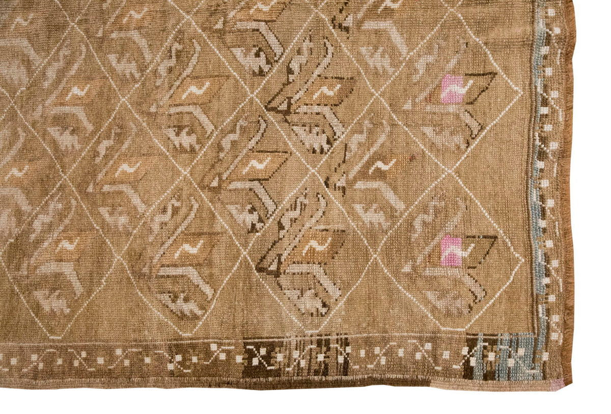 Vintage Large Rug, Oushak Area Rug, 5'7" x 9 feet 170 x 274 cm