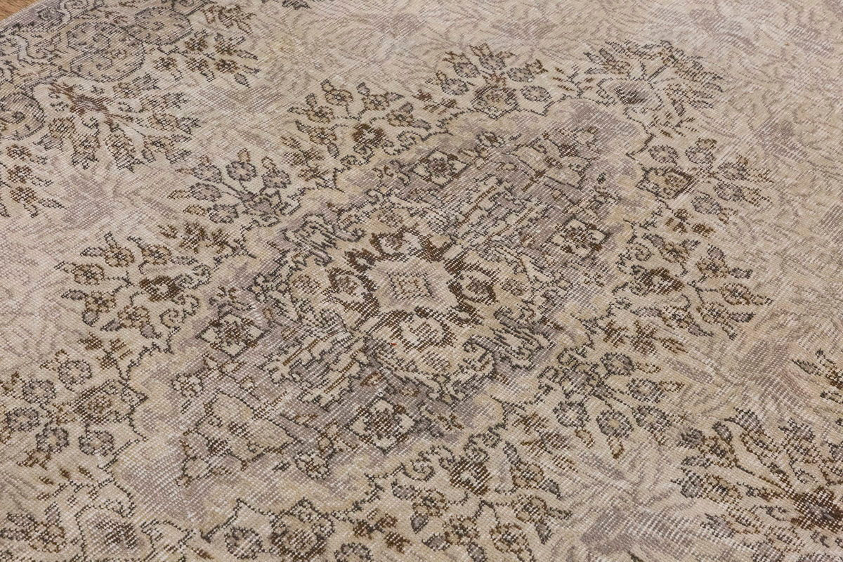 Vintage Large Rug, Oushak Area Rug 5'6" x 9'2" feet 167 x 280 cm