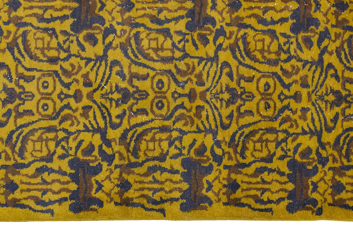 Vintage Large Rug, Oushak Area Rug 5'7" x 8'7" feet 170 x 261 cm