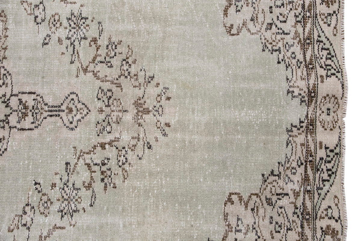 Vintage Large Rug, Oushak Area Rug 5'9" x 9'4" feet 175 x 284 cm