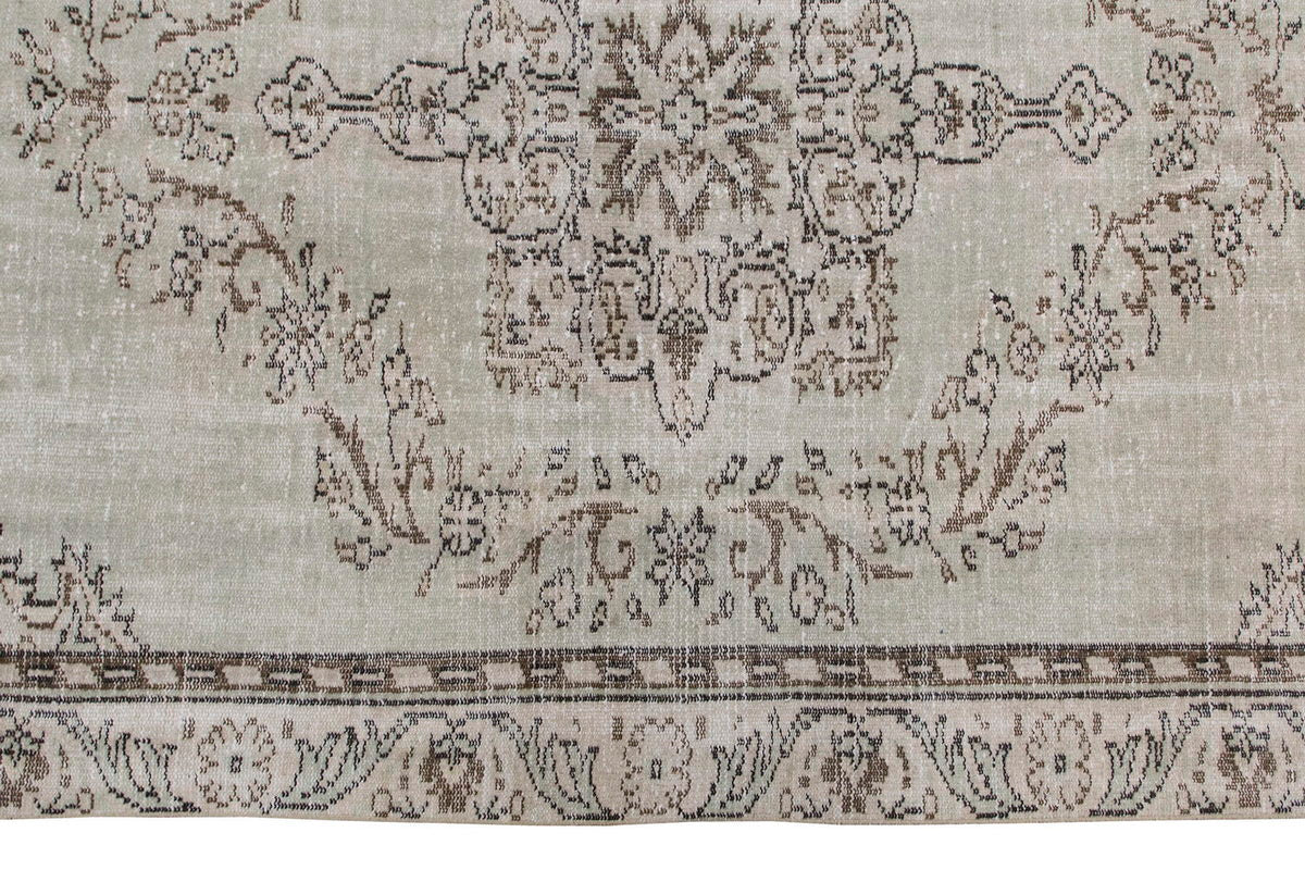 Vintage Large Rug, Oushak Area Rug 5'9" x 9'4" feet 175 x 284 cm