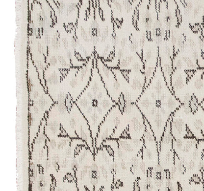 Vintage Rug, Small Oushak Rug 2'10" x 6'8" feet 87 x 203 cm