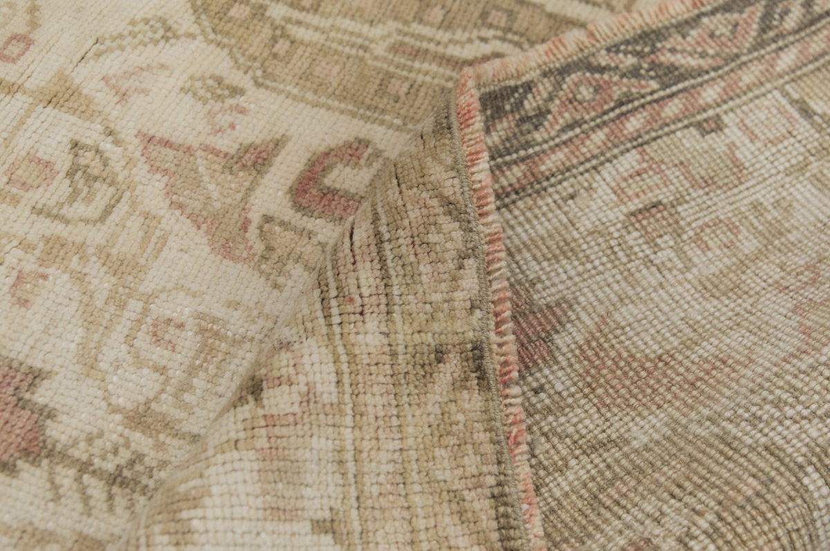 Vintage Rug, Small Oushak Rug 2'9" x 5'7" feet 85 x 170 cm