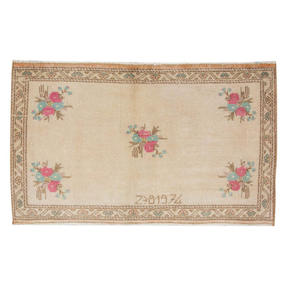 Vintage Rug 2'2" x 3'5" feet 65 x 104 cm