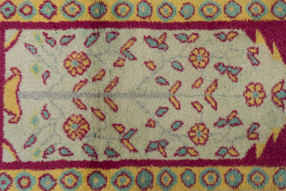 Vintage Rug 2'4" x 3'8" feet 72 x 112 cm