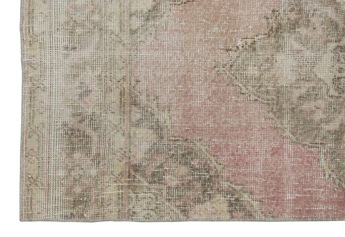 Vintage Rug 2'4" x 4'8" feet  70 x 143 cm