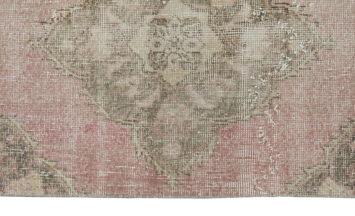 Vintage Rug 2'4" x 4'8" feet  70 x 143 cm