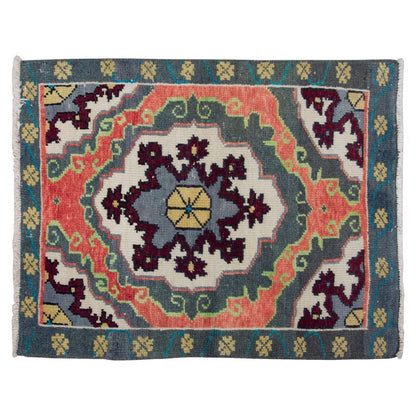 Vintage Rug 2'6" x 3" feet  75 x 91 cm