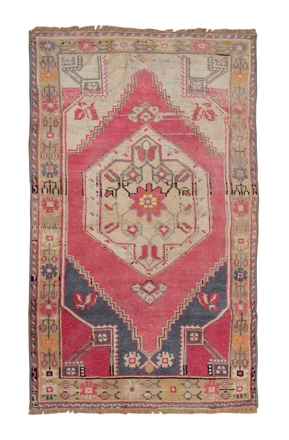 Vintage Rug 2'6" x 4'3" feet  77 x 130 cm