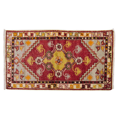 Vintage Rug 2'7" x 4'8" feet  78 x 142 cm