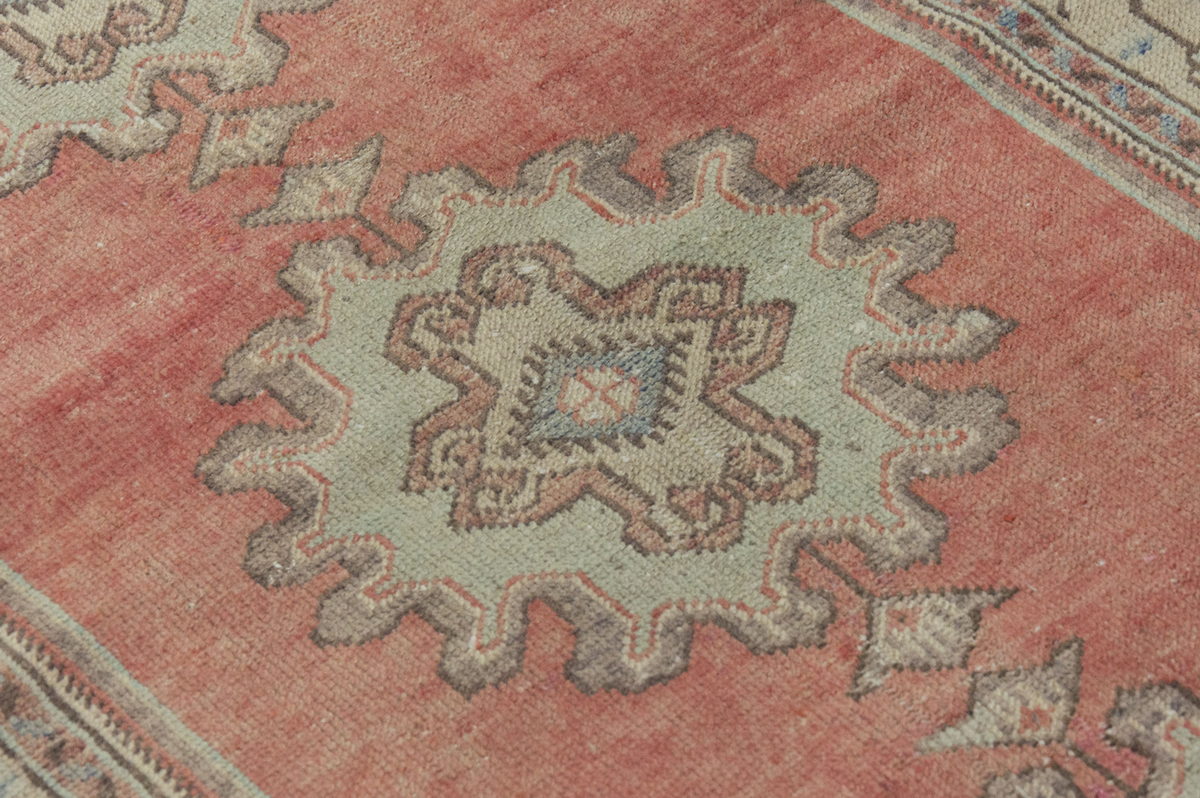 Vintage Rug 3" x 8'6" feet  88 x 260 cm