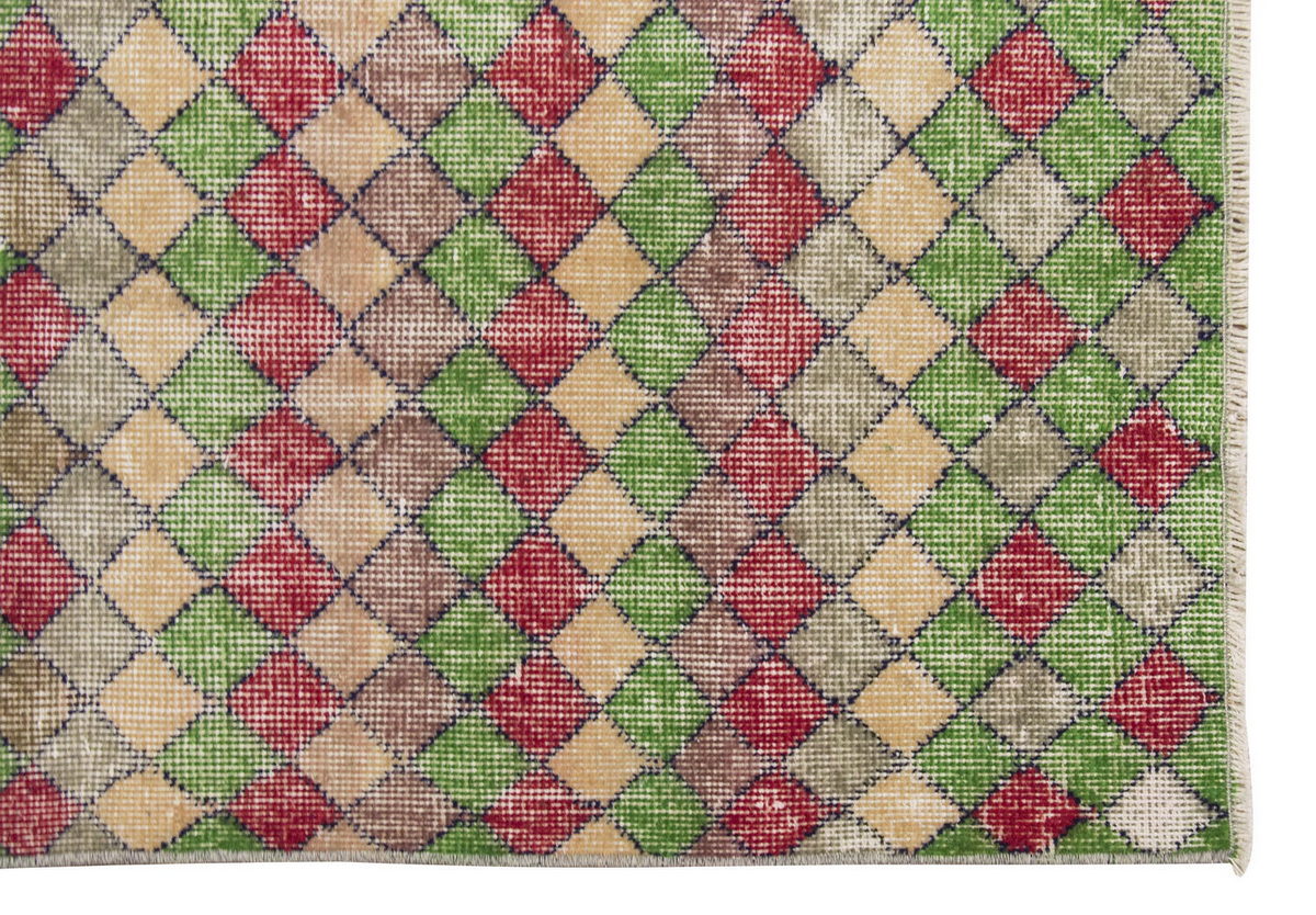 Vintage Rug 3'1" x 5'3" feet  95 x 161 cm