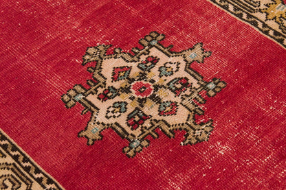 Vintage Rug 3'1" x 5'9" feet  95 x 175 cm