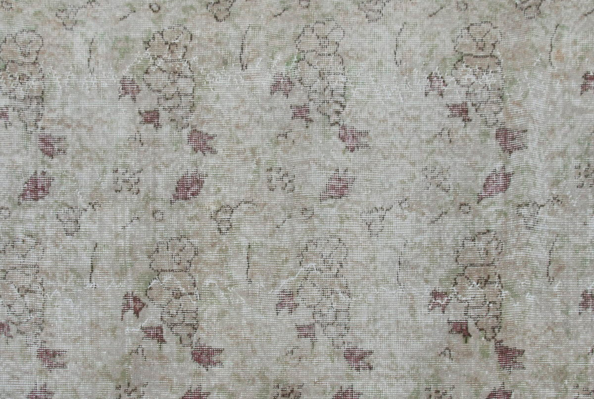Vintage Rug 3'1" x 6'1" feet  94 x 186