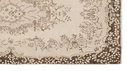 Vintage Rug 3'10" x 6'11" feet 117 x 210 cm
