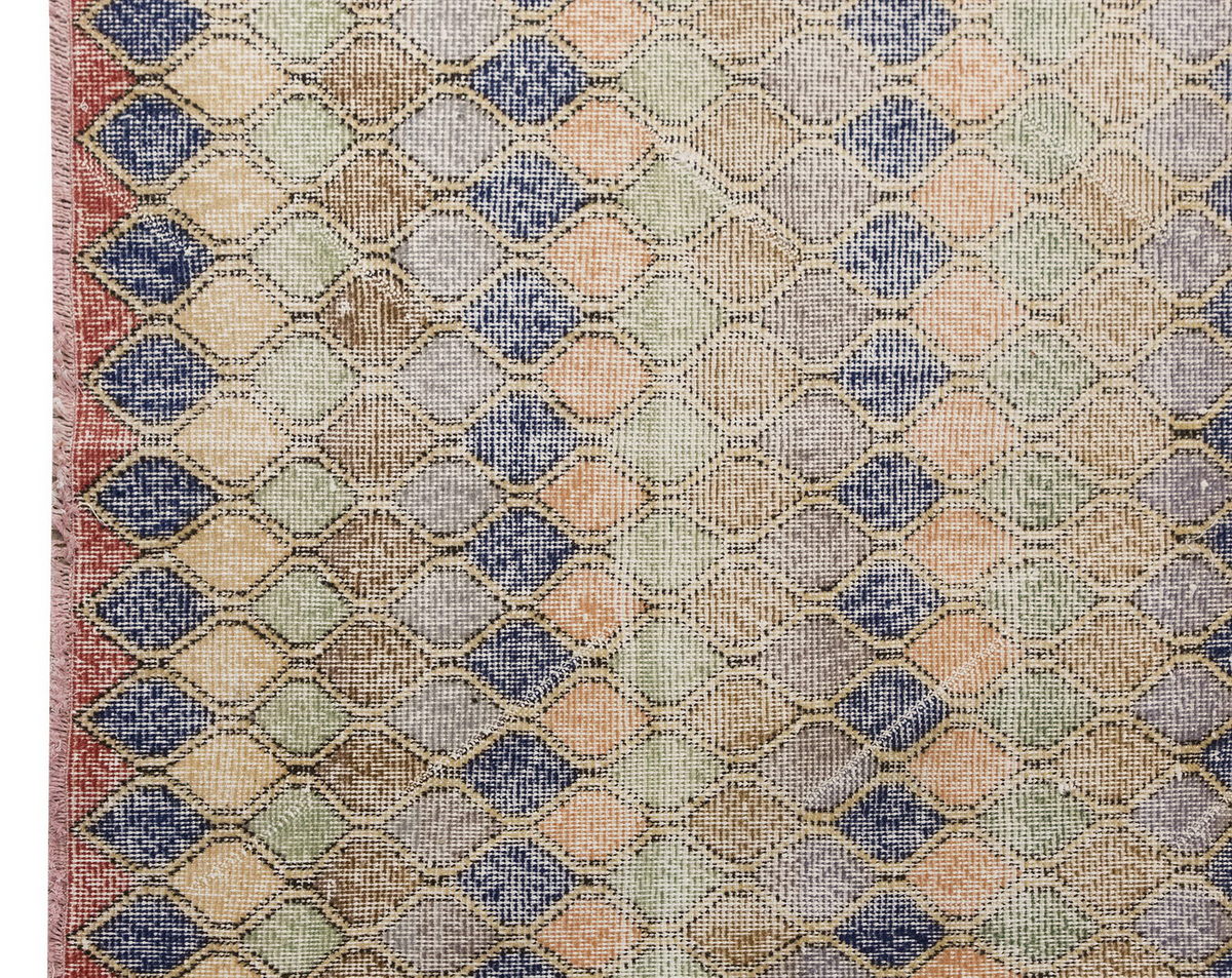 Vintage Rug 3'10" x 6'9" feet 116 x 205 cm