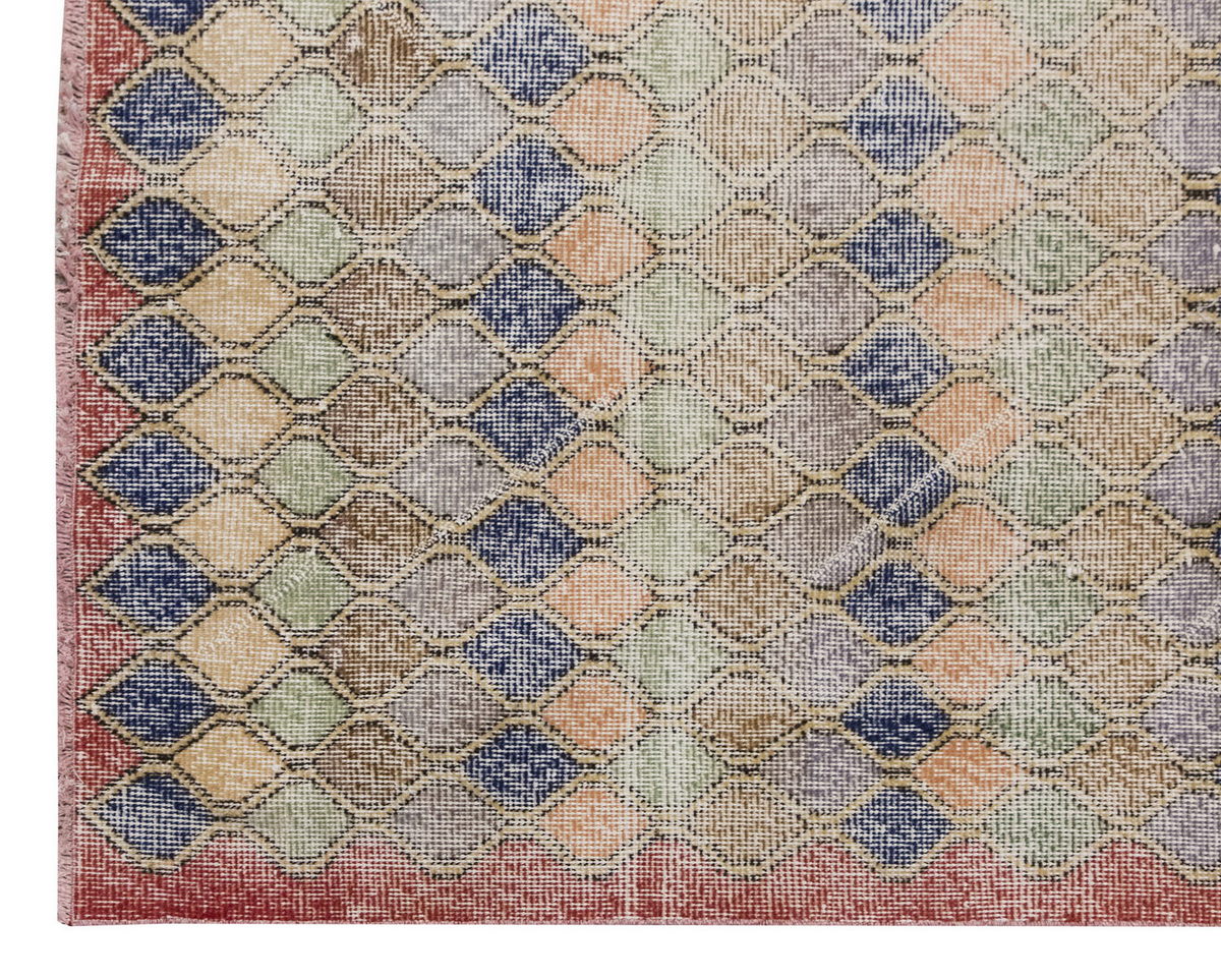 Vintage Rug 3'10" x 6'9" feet 116 x 205 cm