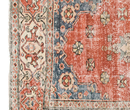 Vintage Rug 3'10" x 6'9" feet 117 x 205 cm