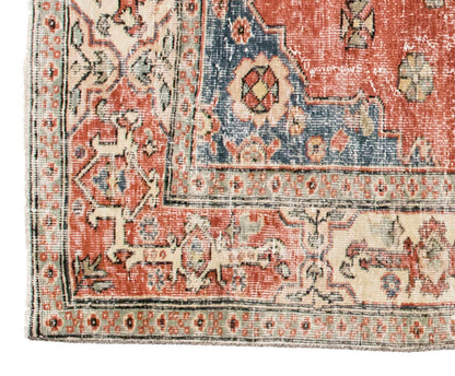 Vintage Rug 3'10" x 6'9" feet 117 x 205 cm