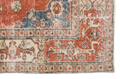 Vintage Rug 3'10" x 6'9" feet 117 x 205 cm