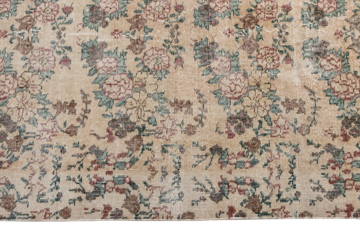 Vintage Rug 3'10" x 6'9" feet 117 x 206 cm