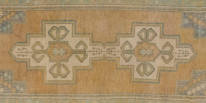 Vintage Rug 3'10" x 7'11" feet 117 x 242 cm