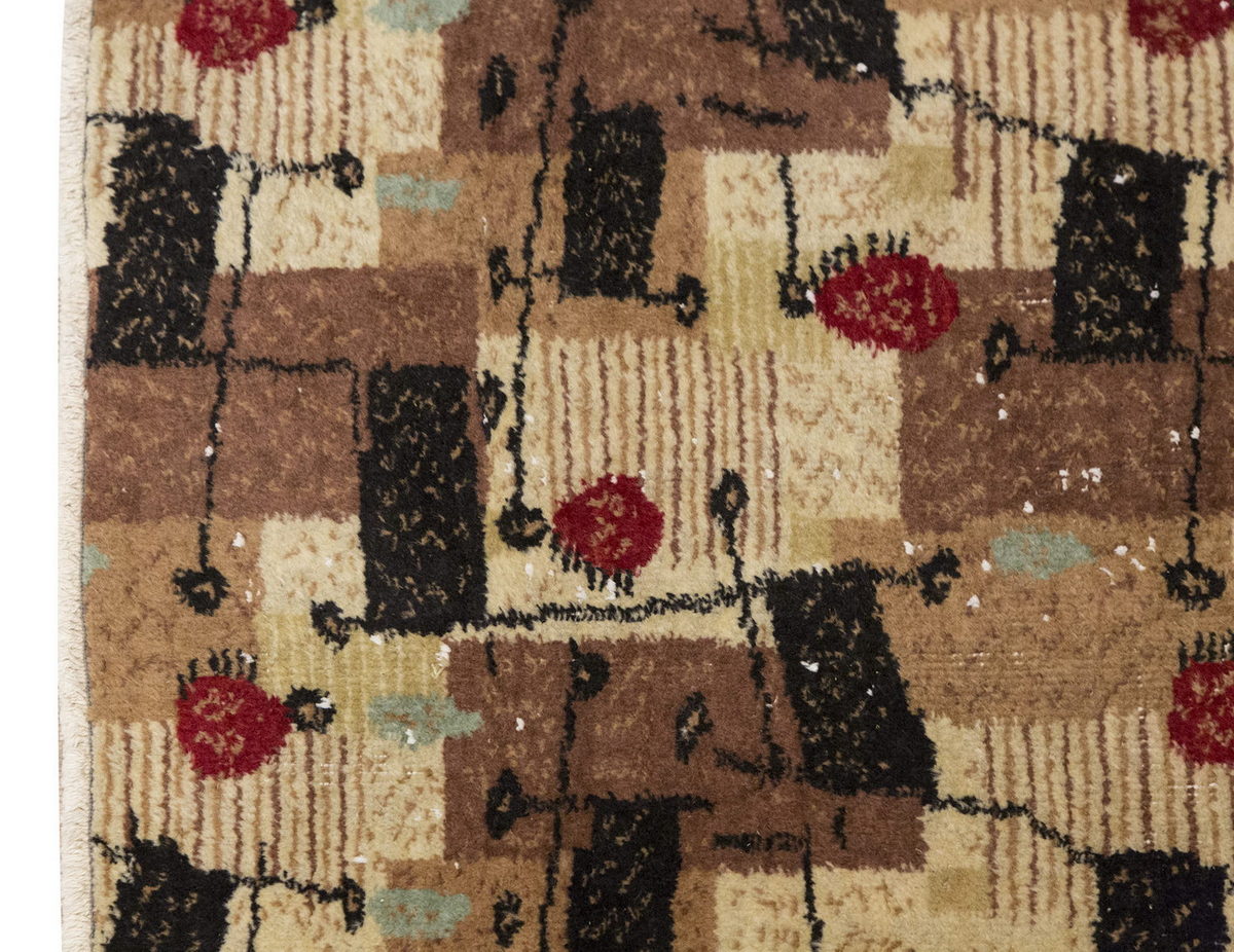 Vintage Rug 3'11" x 5'7" feet 120 x 170 cm