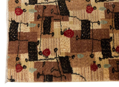 Vintage Rug 3'11" x 5'7" feet 120 x 170 cm
