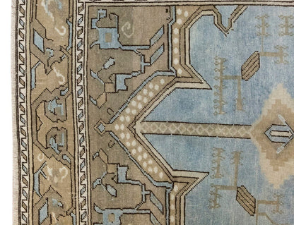 Vintage Rug 3'11" x 6'1" feet 120 x 185 cm