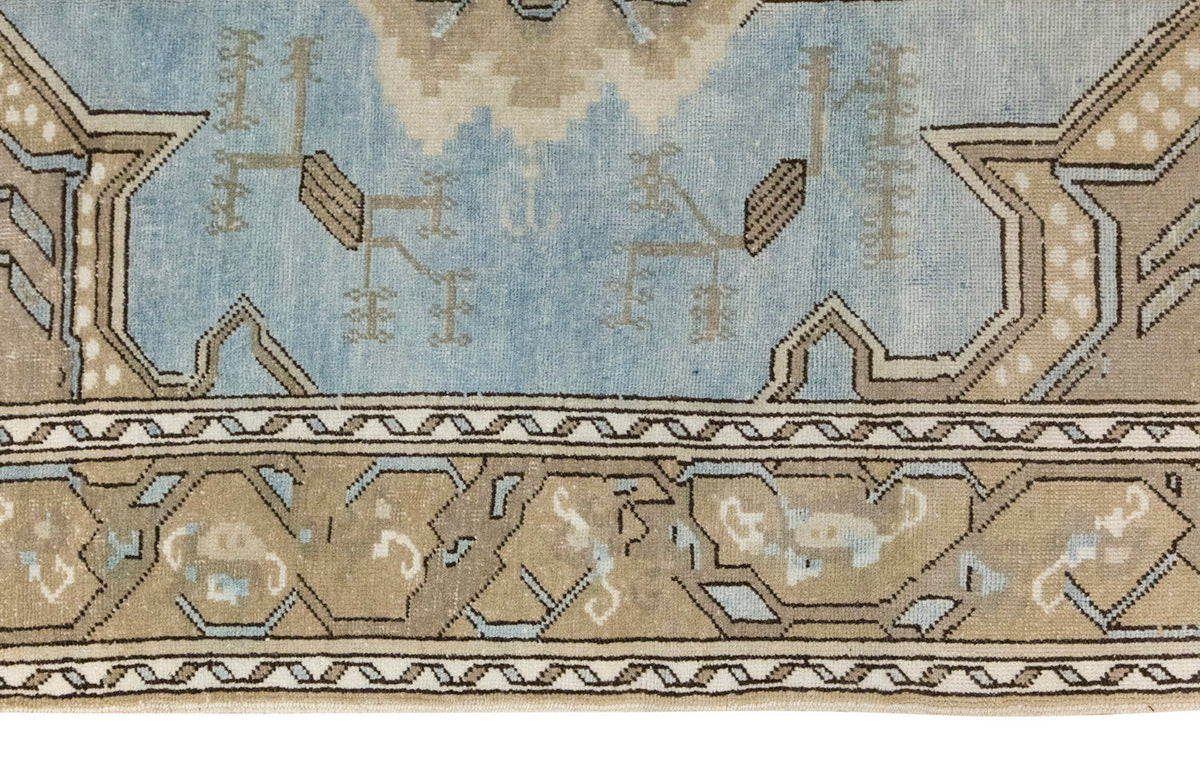 Vintage Rug 3'11" x 6'1" feet 120 x 185 cm