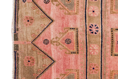 Vintage Rug 3'11" x 7'5 feet 120 x 225 cm